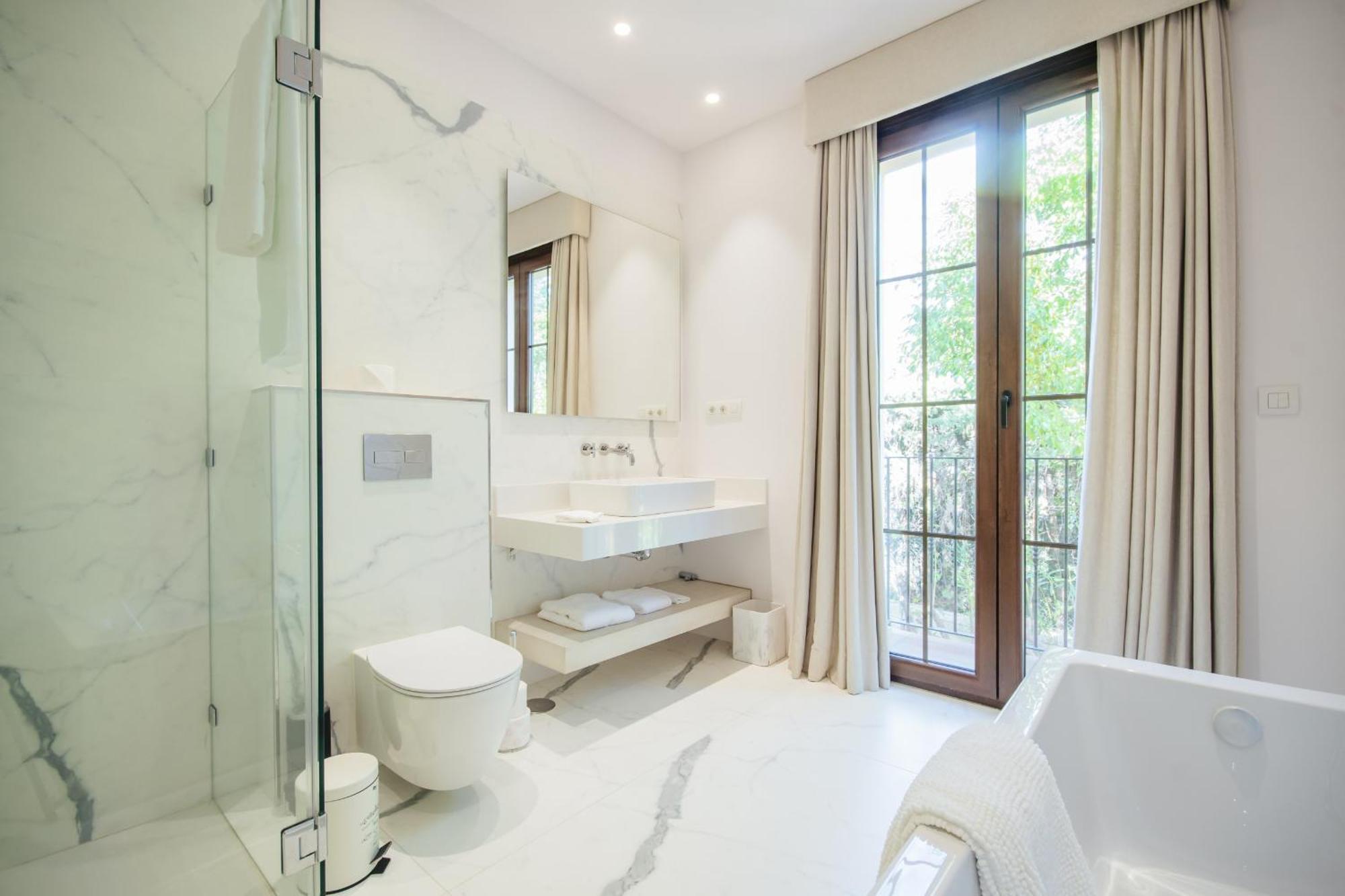 Villa Cubo's Luxury Mansion El Baron De Sierra Blanca *