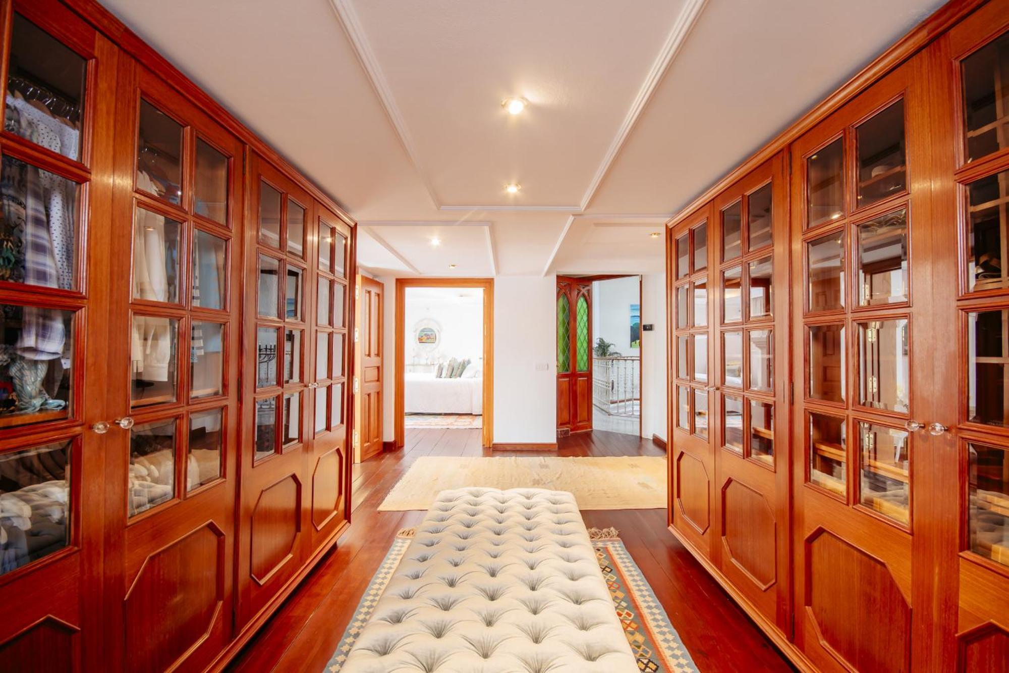Cubo's Luxury Mansion El Baron De Sierra Blanca Marbella