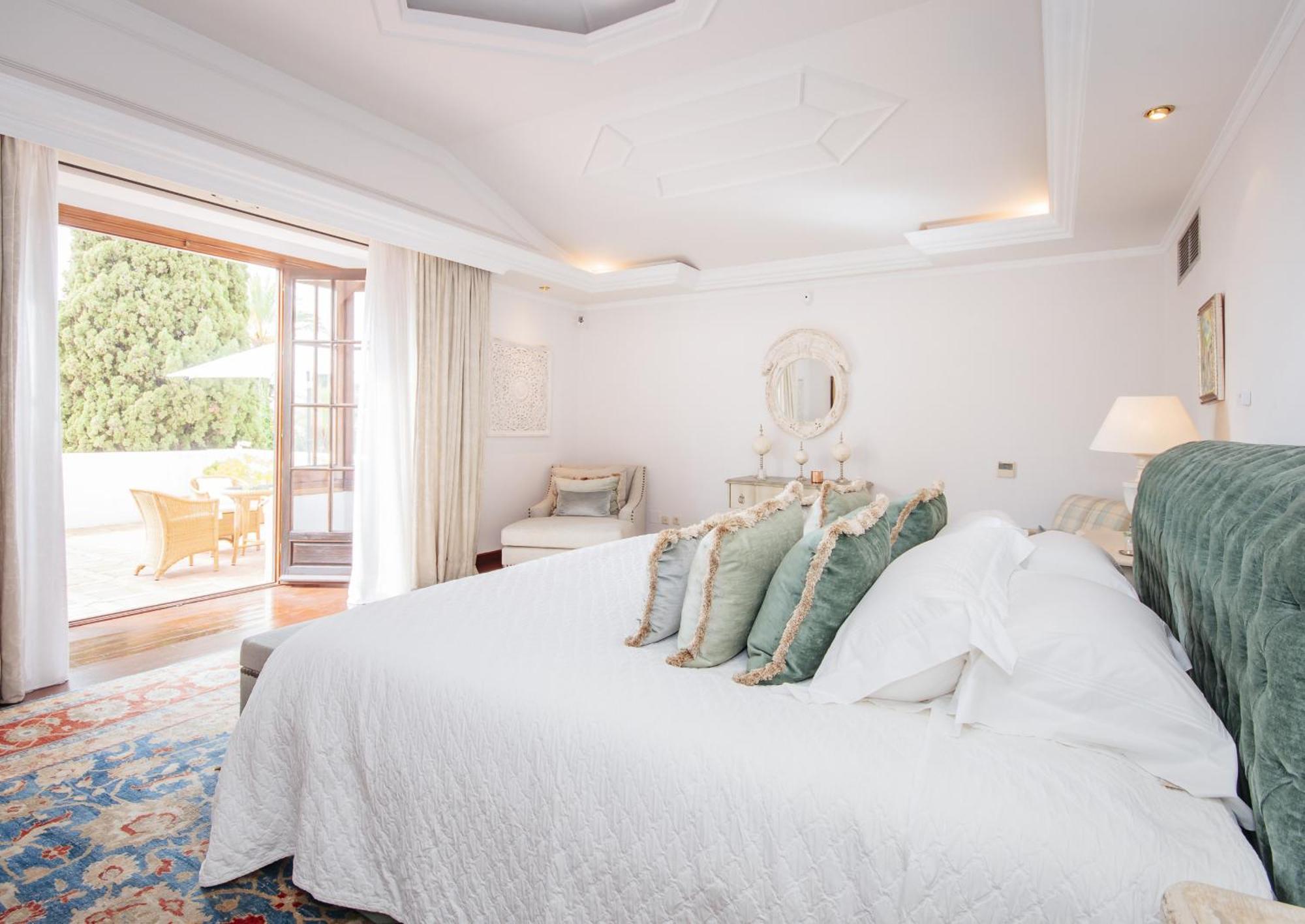 Cubo's Luxury Mansion El Baron De Sierra Blanca Villa *