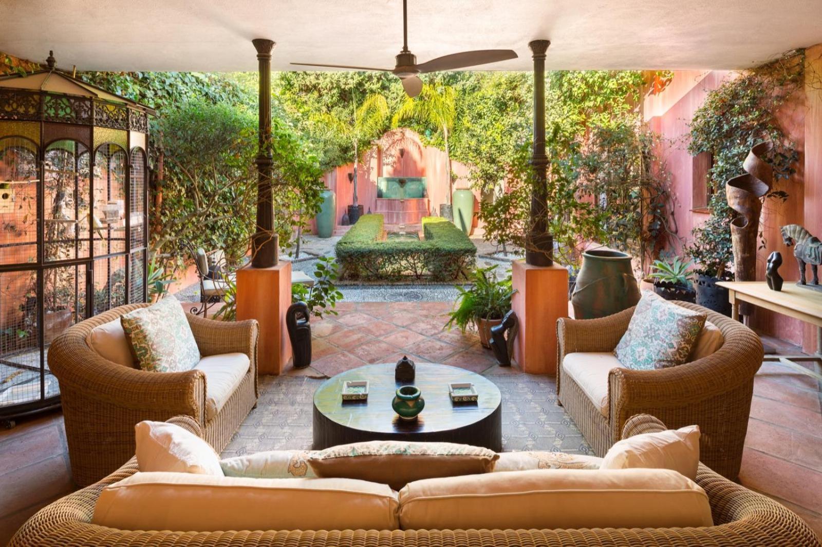 Villa Cubo's Luxury Mansion El Baron De Sierra Blanca Marbella