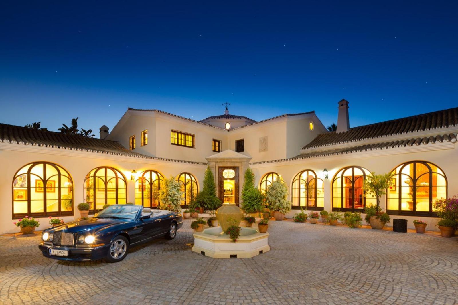 Villa Cubo's Luxury Mansion El Baron De Sierra Blanca