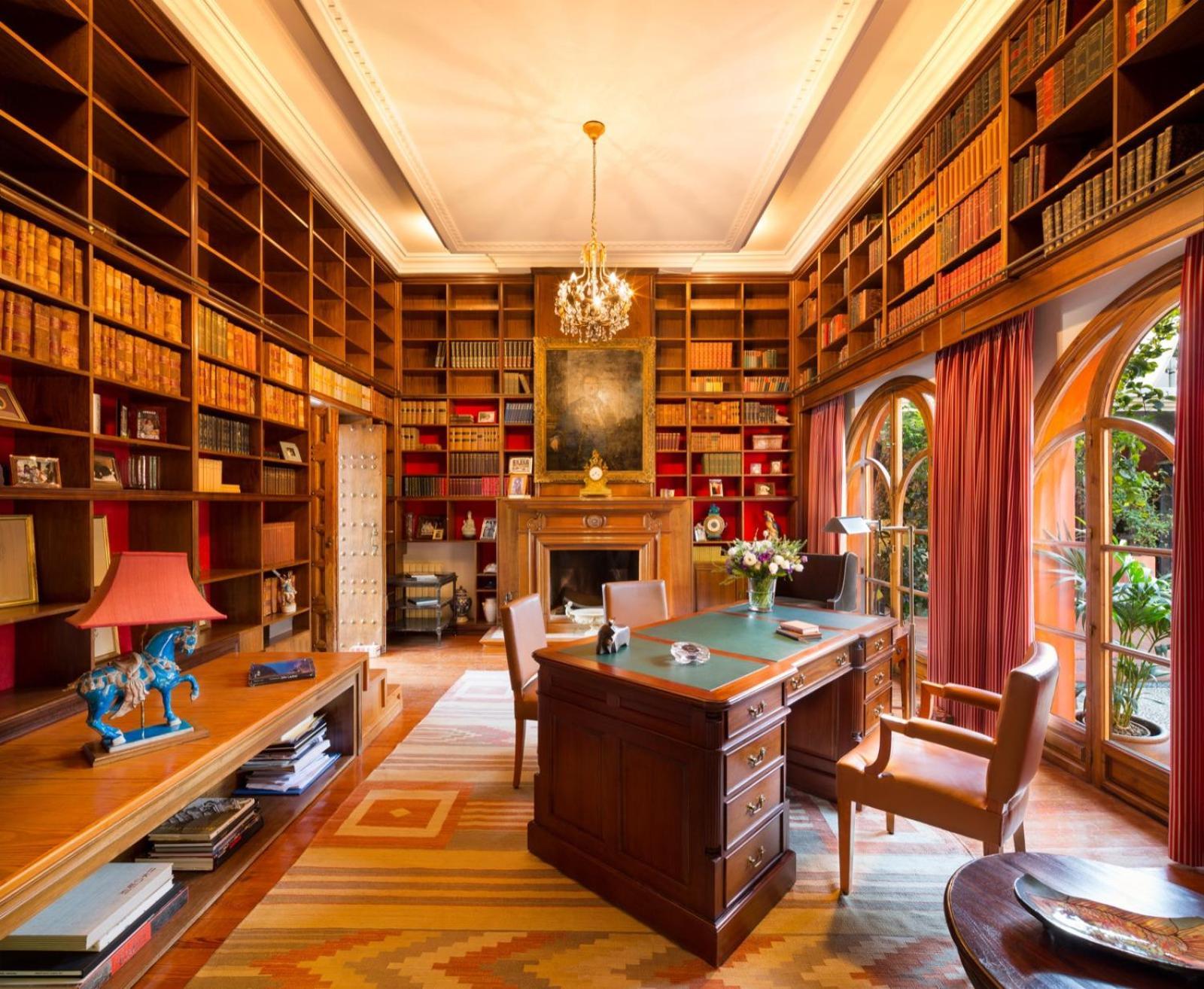 Cubo's Luxury Mansion El Baron De Sierra Blanca Villa *