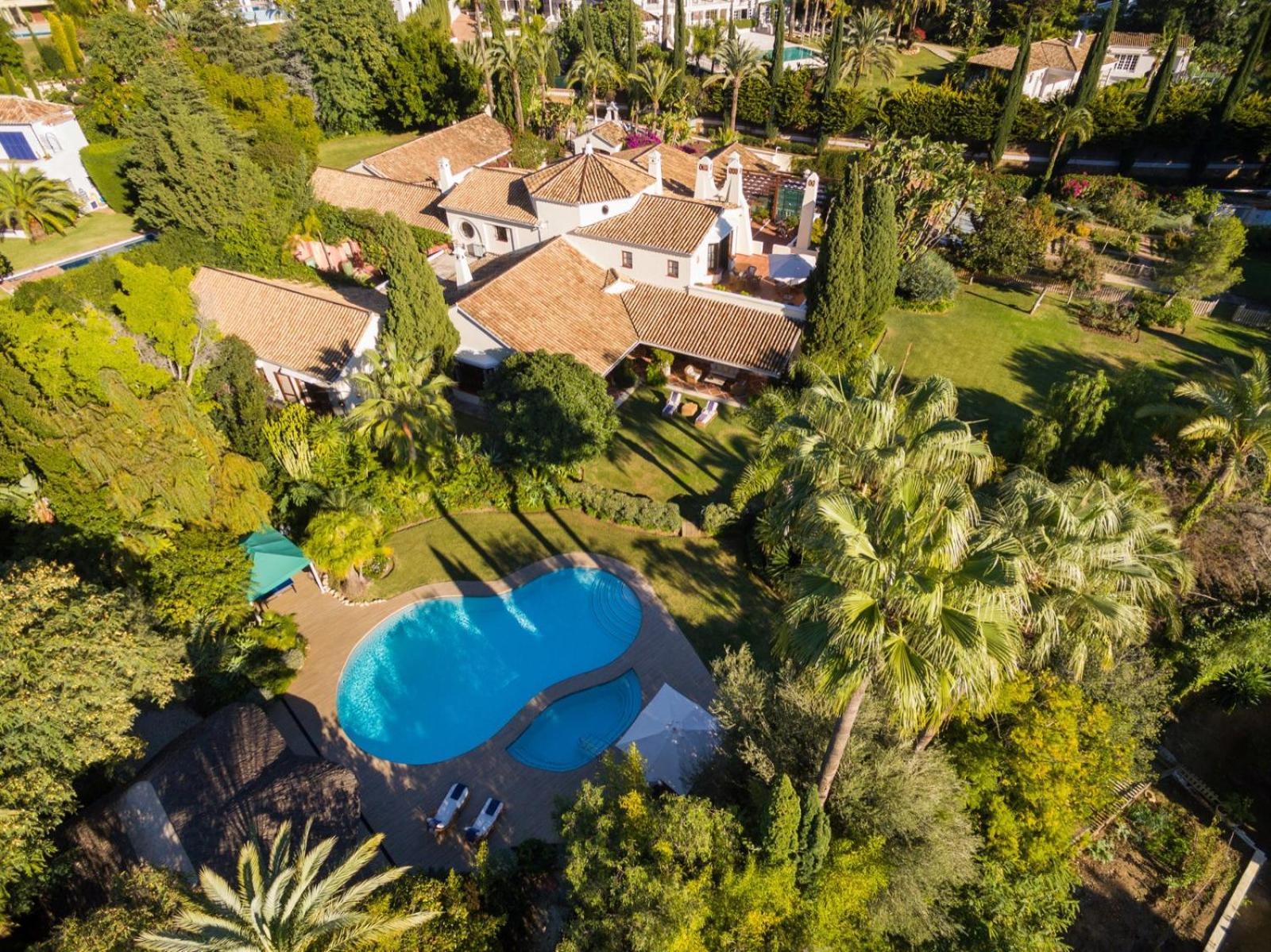 Villa Cubo's Luxury Mansion El Baron De Sierra Blanca *